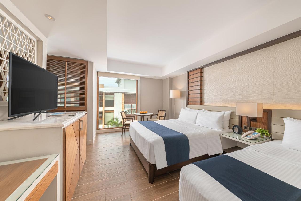Henann Crystal Sands Resort Balabag  Zewnętrze zdjęcie